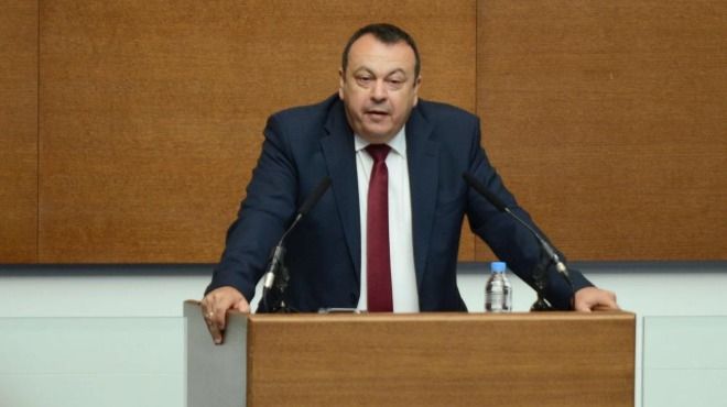 Хамид Хамид към шефа на ДАНС: Получихте награда от директора на ЦРУ. А онези, дето питат имат ли ви доверие партньорските служби, взимат награди само от ръководството на БДЖ
