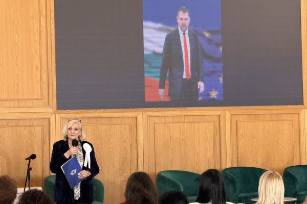 Национална среща на жените в ДПС под мотото “Вяра и семейство. Силата на жените” се проведе в Кърджали