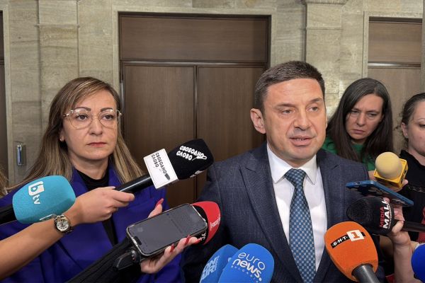 Халил Летифов, зам.-председател на ПГ на ДПС: Настояваме за истината за мантинелите и оскъпяването на договорите до 160%