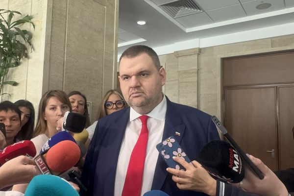 Делян Пеевски, лидер на ДПС и ПГ на ДПС-НОВО НАЧАЛО: Всички да се събудят, да работим за хората! Избори ще има, след като минат 4-те години на мандата! 