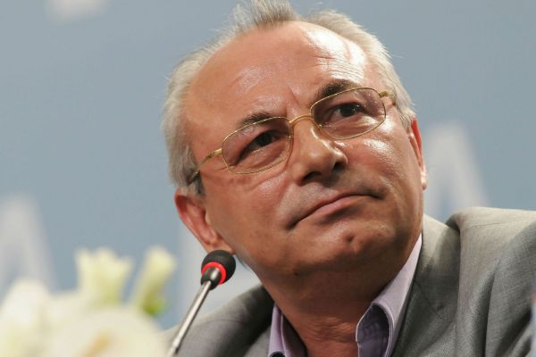 Д-р Ахмед Доган: Всяко посегателство срещу председателя на ДПС е посегателство срещу ДПС и неговите избиратели. Да устоим на политическите обрати на времето, а Карадайъ да продължава да ни представлява уверено, разумно и перспективно!