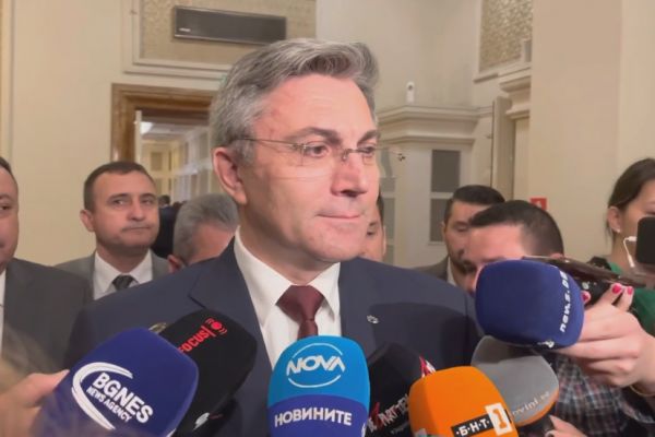 Мустафа Карадайъ в Руен: Свидетели сме на тотална деинституционализация. Трусове в ДПС няма, има трусове в държавата