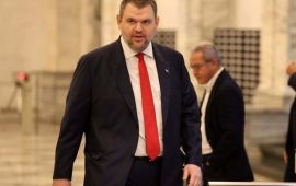 HÖH ve HÖH Yeni Bir Başlangıç Prlamento Grubu lideri Delyan Peevski: İnsanlar ve işletmeler siyasi istikrarsızlığın bedelini ödememelidir. Ekmek için sıfır, lokantacılar için %9 KDV istiyoruz