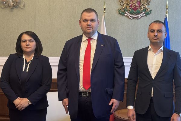 Делян Пеевски, лидер на ДПС и ПГ на ДПС-НОВО НАЧАЛО прие кметовете на Ардино и Момчилград