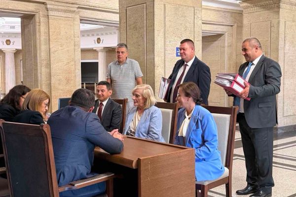 ДПС се регистрира за президентските избори в ЦИК